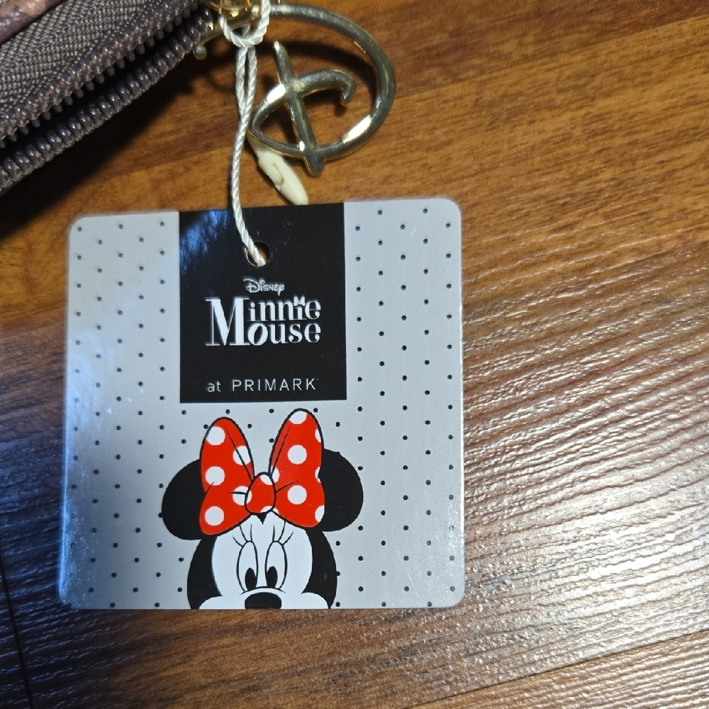 Disney Minnie Mouse Lavender Coin Purse - Picture 3 of 9